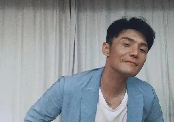 胡一天八卦天涯,小八卦,罗云熙,胡一天,杨幂,李易峰 - 冷求网