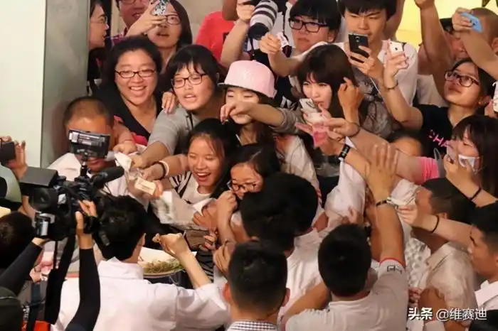 什么叫私生饭娱乐圈的私生饭有多可怕