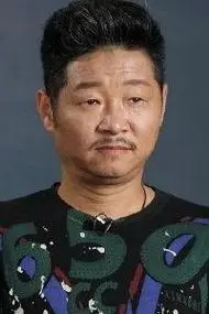 回顾三德子赵亮迎娶小16岁美娇妻后靠养鸡收获亿万身家