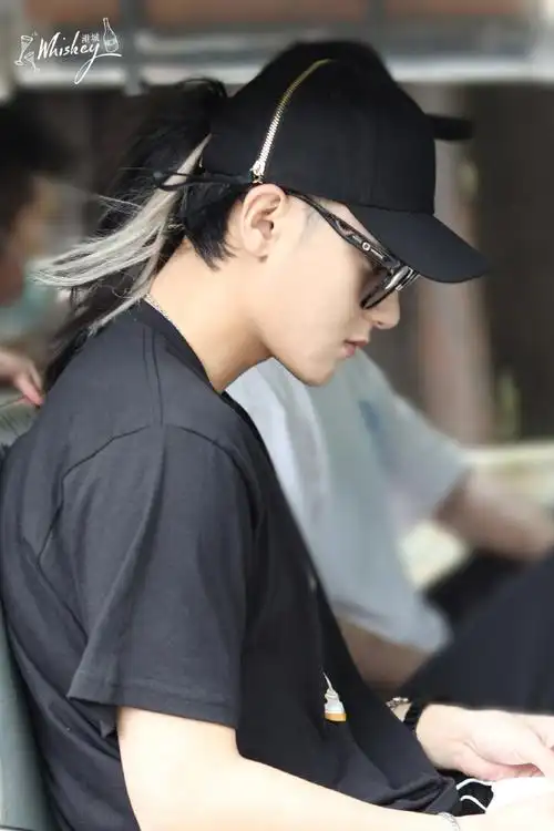 白色高马尾小韬总!#黄子韬创造营2020#7815#黄子韬日系狼尾长发