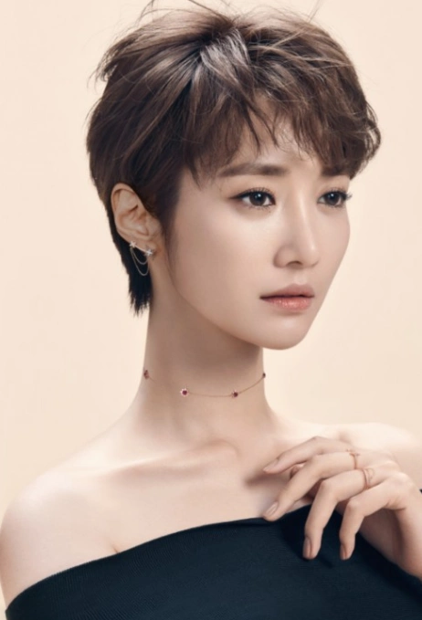 适合职业女性的短发发型有哪些?