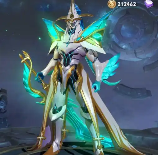 铠常用皮肤代表段位,新手伴生,钻石曙光守护者,王者都用绝版的它