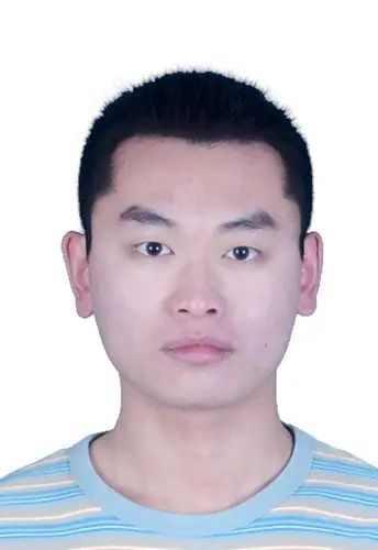 帮我修改两张照片报考gct用,改成白底,其他具体要求见第一张图