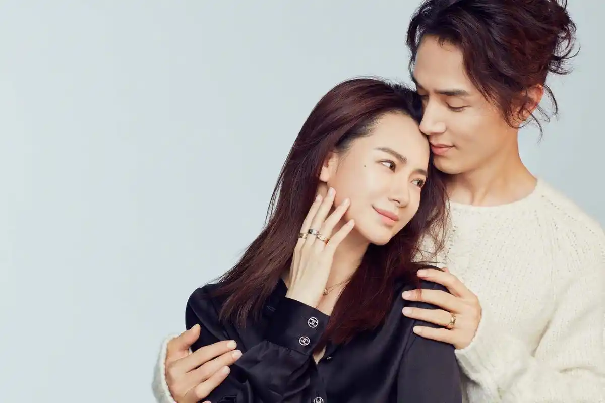 戚薇李承铉晒照庆祝结婚7周年,模范跨国夫妇,不惧七年之痒