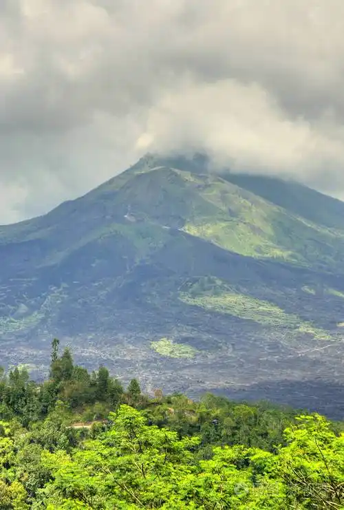 印度尼西亚巴厘岛巴图尔火山景观