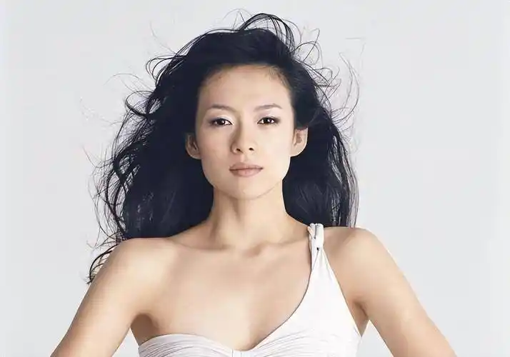 章子怡18岁时有多撩人?