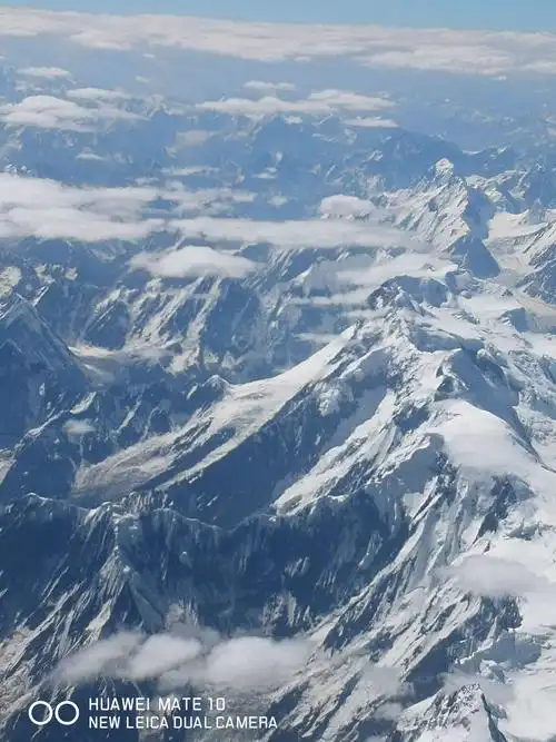 飞越我国最高喜马拉雅山脉