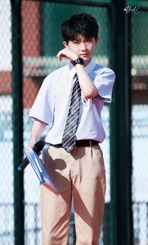 马嘉祺超话95#马嘉祺中戏复试#373436323834  郑州八中