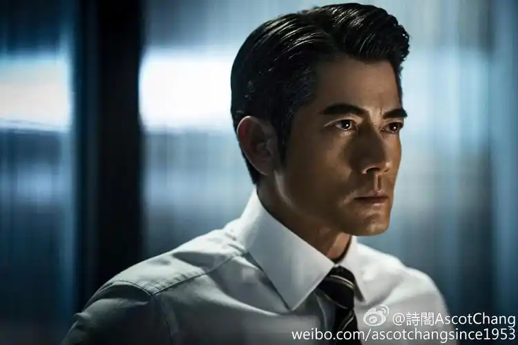 ascot chang诗阁为电影《寒战2》中郭富城定制戏服