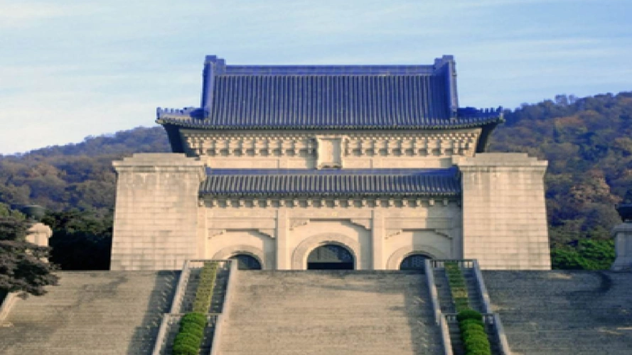 三个中山陵孙中山先生到底安葬在哪里