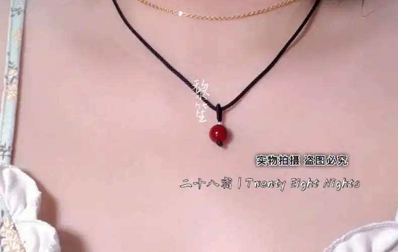 朱砂痣简直就是显白小灯泡