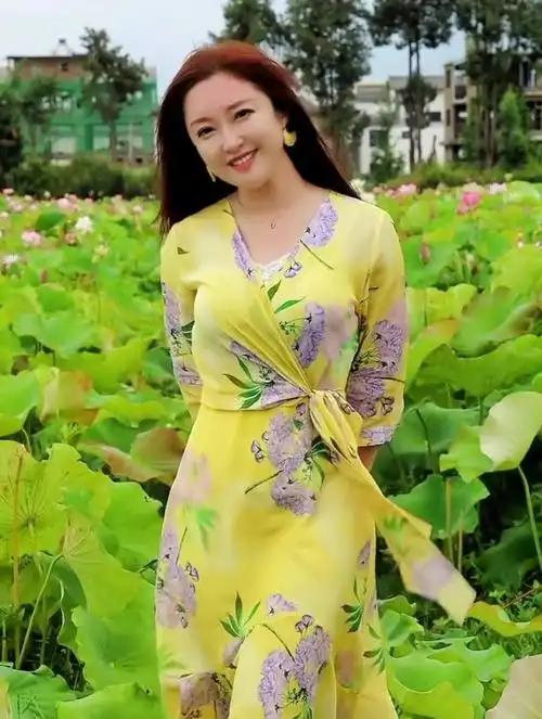 金美儿演唱伤疤还没好就忘了疼欢迎大家观看