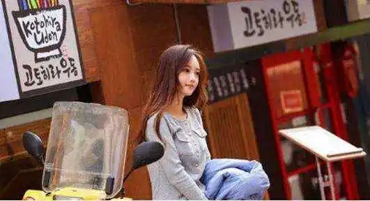 优衣库事件女主角改个名就出道网友刷新三观