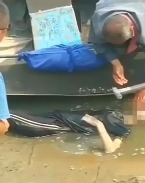 松花江中打鱼打捞出一女孩年仅16岁