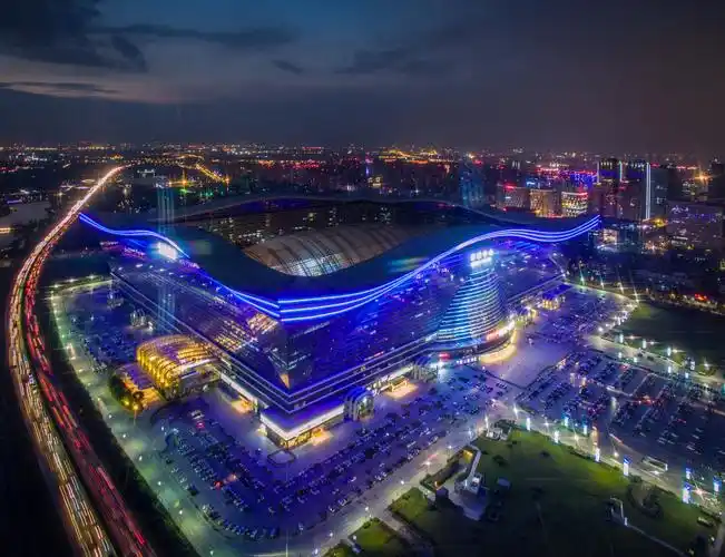 成都名片环球中心