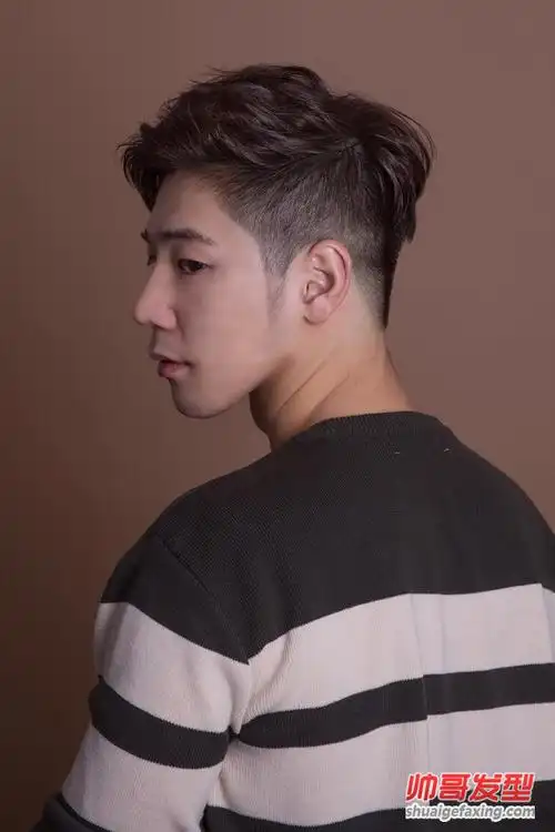 男生韩式发型设计图片(3)-韩式发型-帅哥发型网