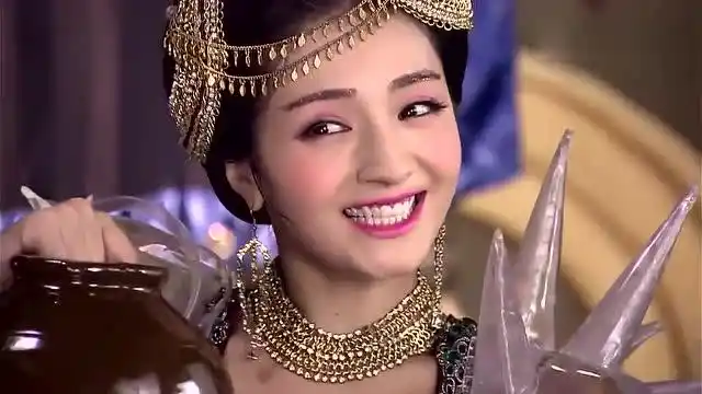 封神英雄骊姬笑里藏刀突然对玉磬动起手了