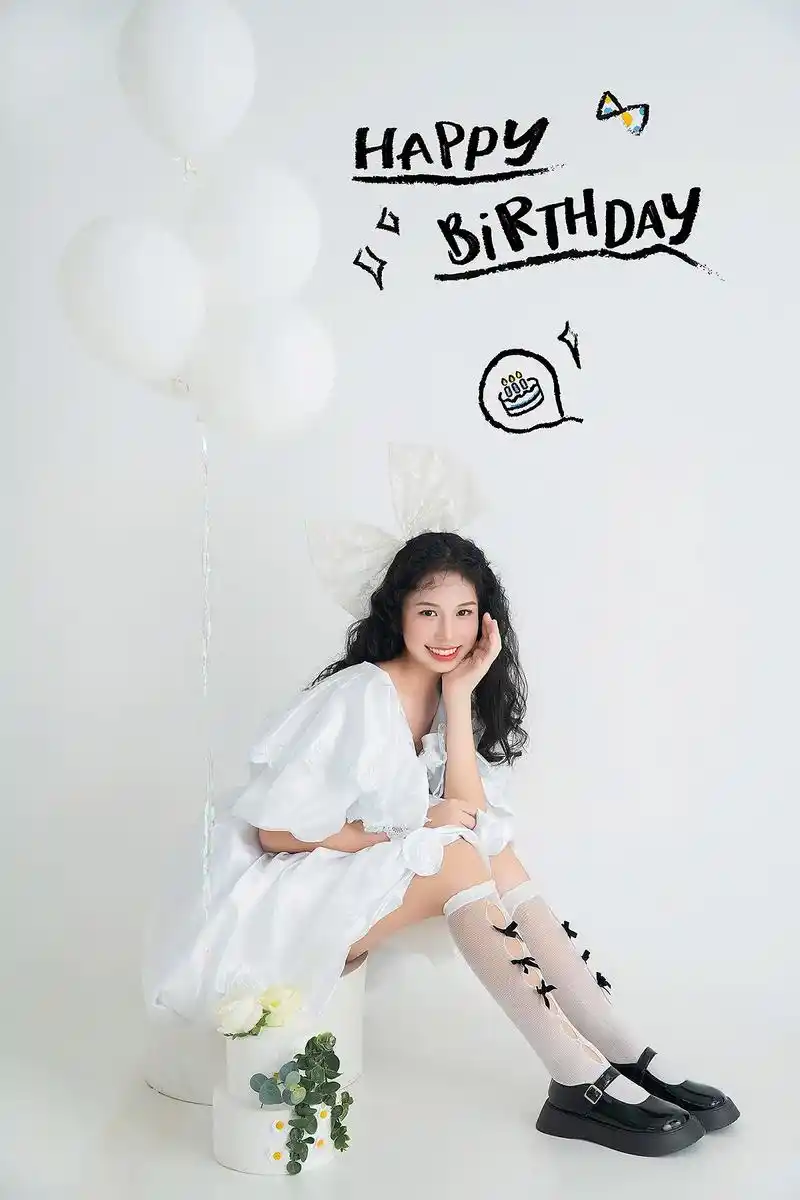 这组12岁的生日写真选服装过程有点烧脑. - 抖音