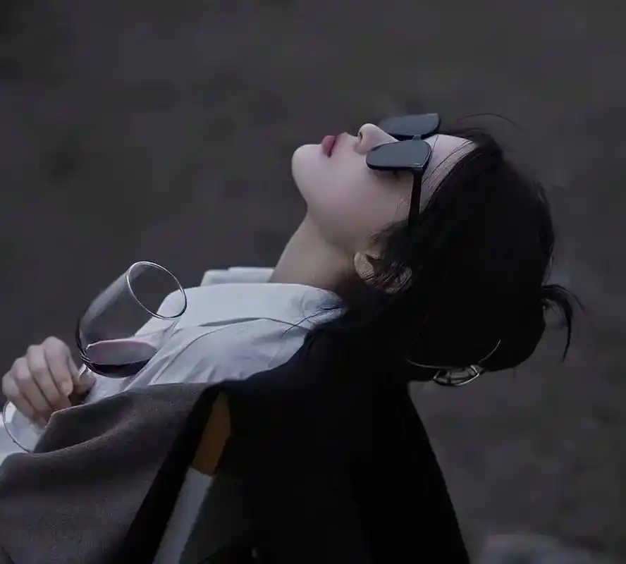 高冷女生头像 优质选图