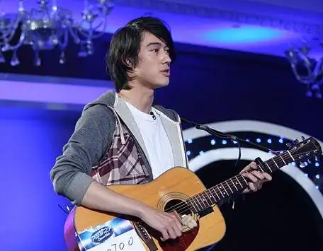 中英混血帅哥james