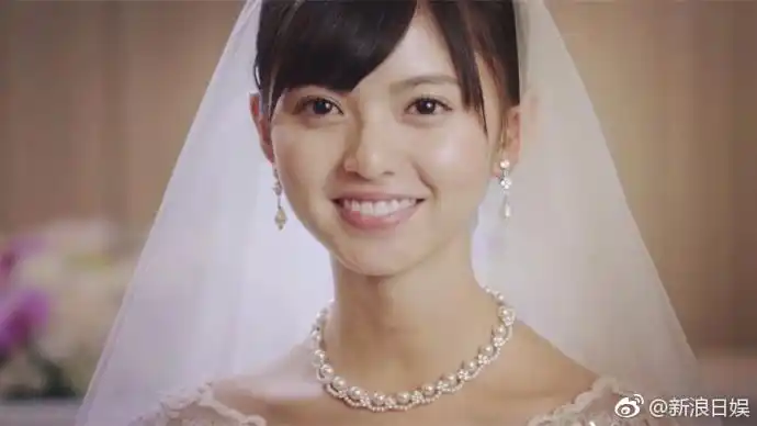 测试:《那些年》发布剧照 斋藤飞鸟婚纱装扮曝光