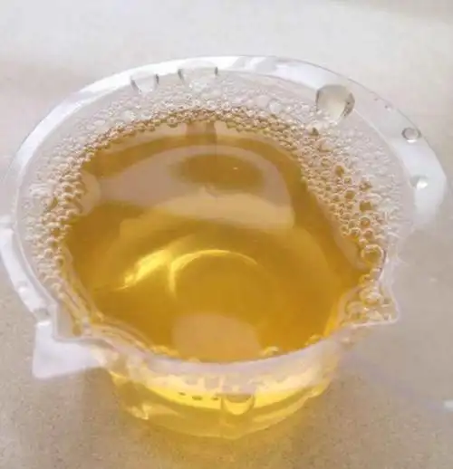 早起小便是大多数人的习惯,当身体正常时,尿液呈淡黄色.