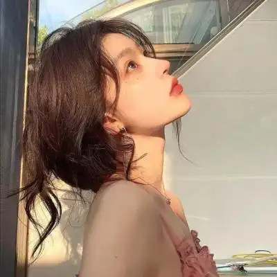唯美侧脸图片女生头像