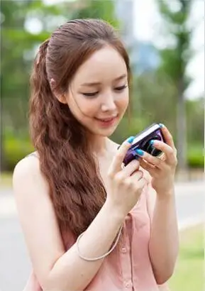 2022年流行韩式玉米烫长发发型