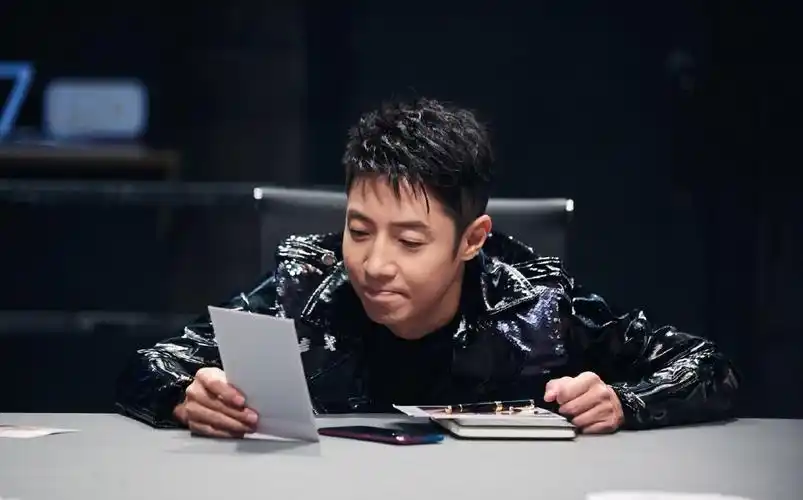 明星大侦探4nznd回到未红时撒贝宁剧照图片