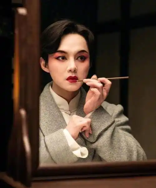 《鬓边不是海棠红》尹正演技炸裂呼声超黄晓明却不温不火真相扎心