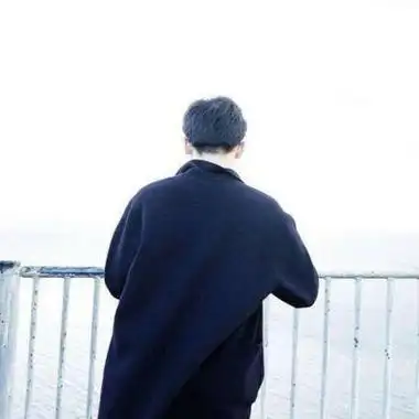 qq头像男背影高清头像 男生头像图片大全 -【爱个性】