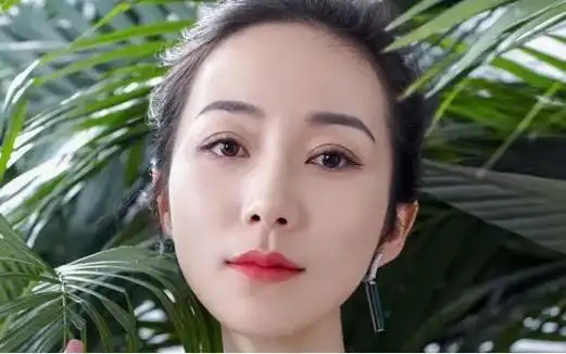 女明星那些嘴瓢瞬间(女明星的嘴越怪)(5)