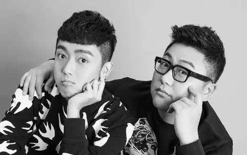 岁月如歌 · 经典音乐时间丨好妹妹乐队·一封家书