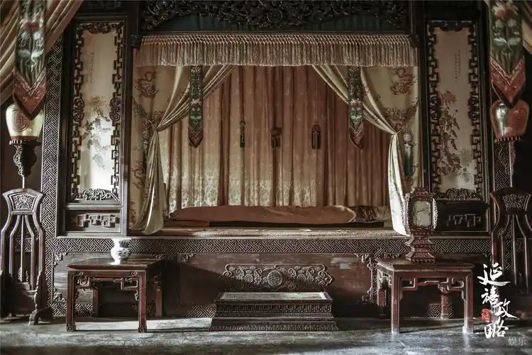 剧情太扯,但大猪蹄子很帅.