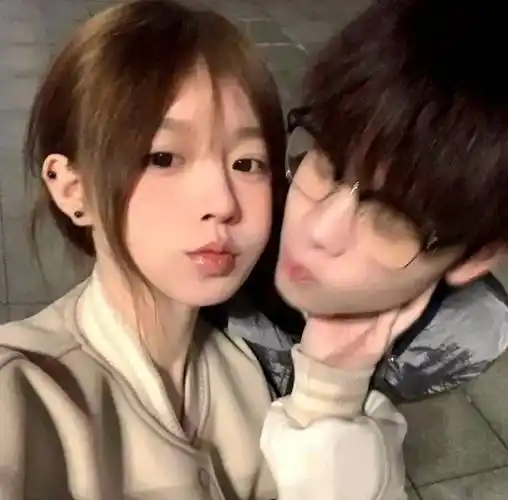 情侣头像|小众363436373039真人情头_侵权_名字_商业用途