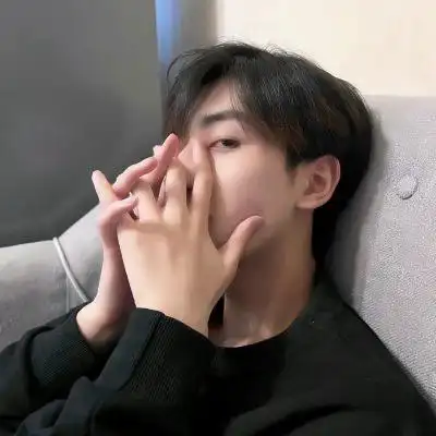 单人头像男生高冷成熟真人图片