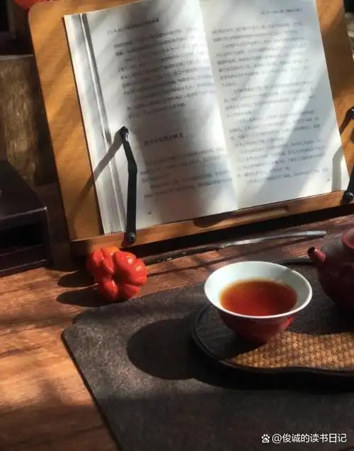 看过一个故事:一位单身女孩,想要找一个男朋友,于