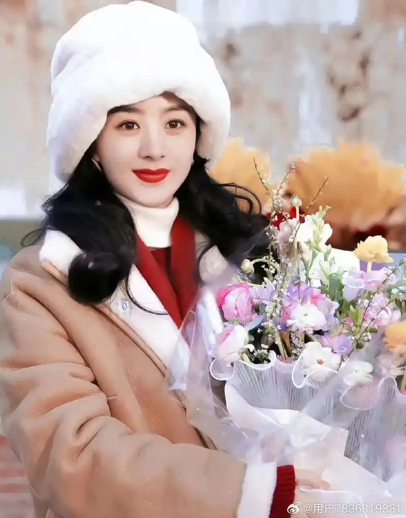 赵丽颖#微博照片#美翻了 - 抖音