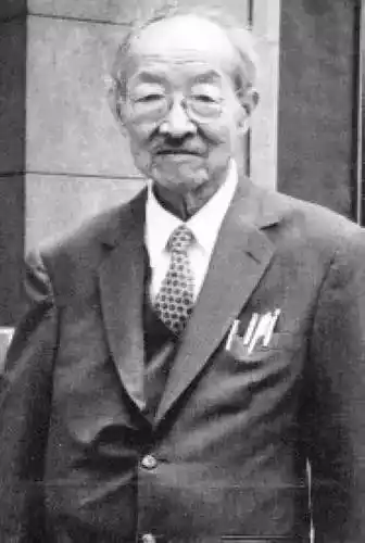 中国史上口技最好的男人,通晓50种语言8门学科,只因为"好玩儿