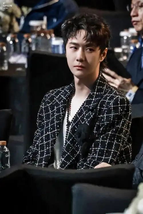 王一博 爱奇艺尖叫之夜