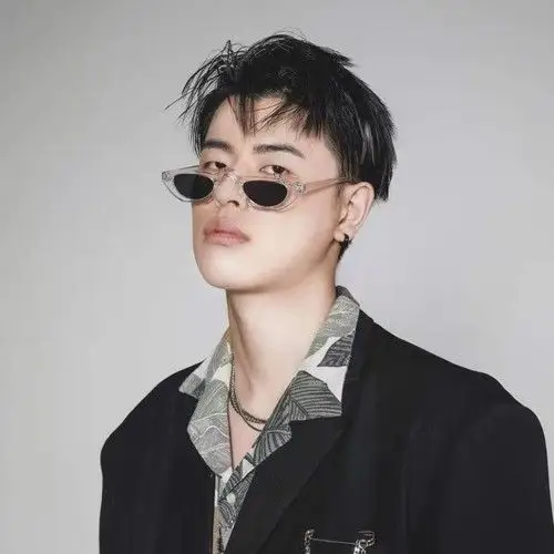 下载查看全部最新专辑下载查看全部lambert歌手简介lambert相似歌手