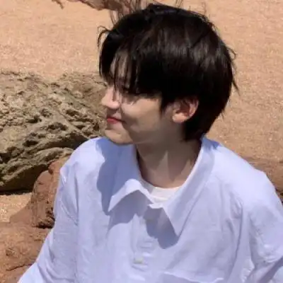 00后帅气男生专属的真人男头 帅气头像真人男生头像小奶狗_男生头像