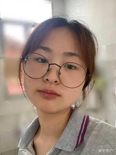 女生们素颜都是什么样的?