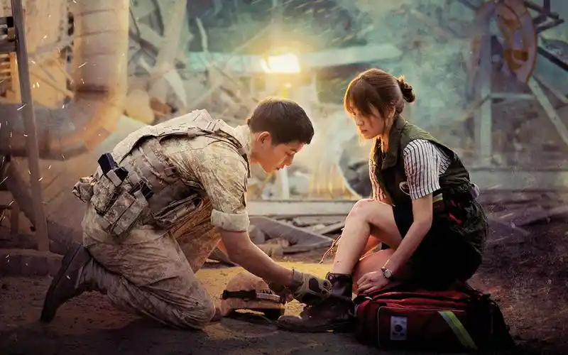 你在消费《太阳的后裔》,而他在消费你的钱