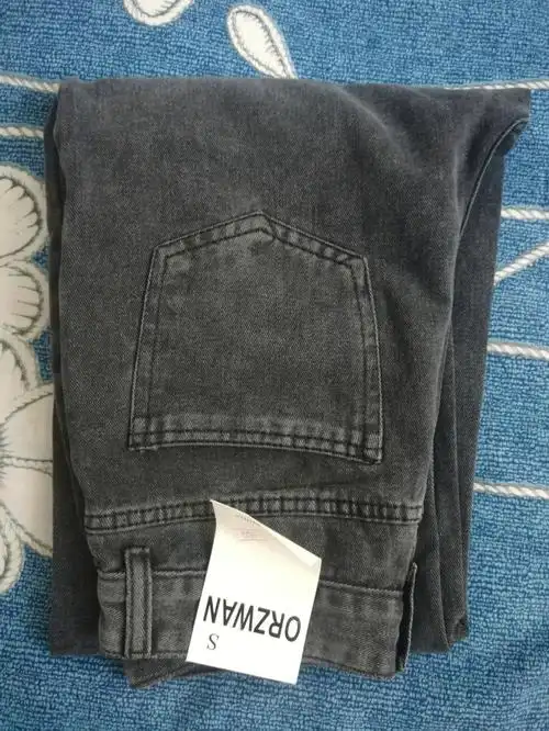 烟灰色直筒裤百塔