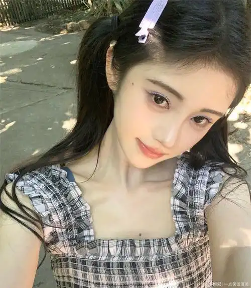 鞠婧祎新照曝光, 仙气飘飘引发热议, 颜值与实力并存, 如何炼成!