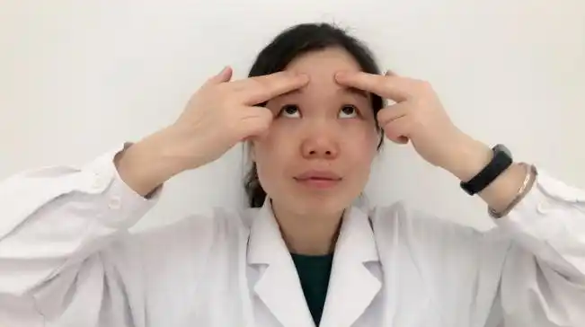 冬季感冒谨防面瘫,这个操做起来