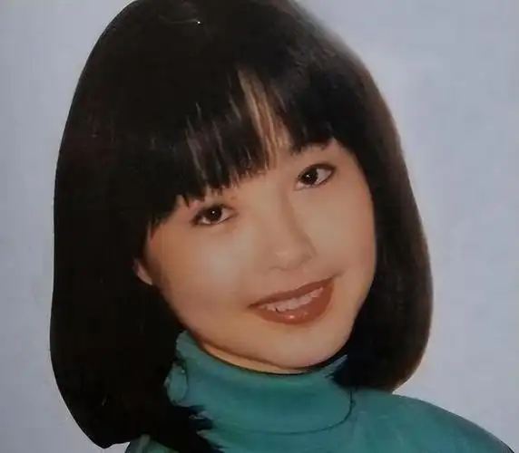 不仅于此,年轻的鲁豫对英语口语怀有无尽的热爱.