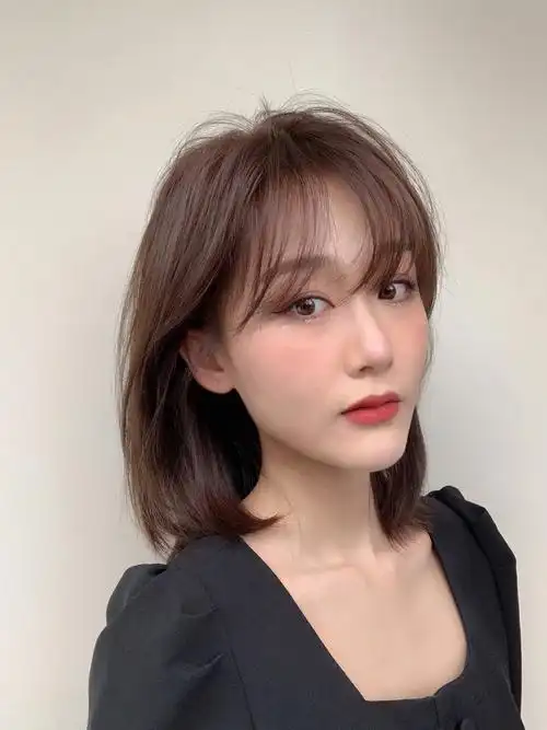 女生不可以错过的可纯可御的初恋感锁骨发