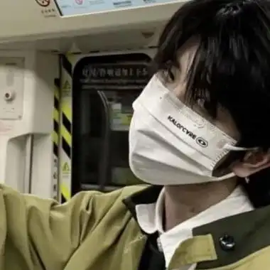 90后帅哥图片头像男生清纯个性男生高清微信头像图片